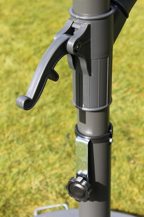 Cantilever 2.7M Wide Hanging Parasol In Grey