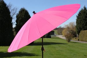 2.7M Wide Shanghai Parasol in Pink