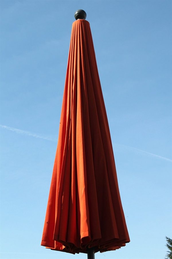 2.7M Wide Shanghai Parasol in Terracotta