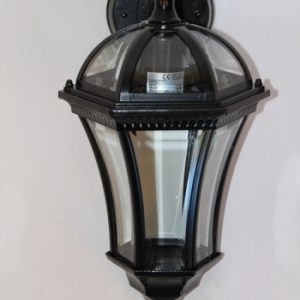 Traditional Style Hanging Wall Mounted Garden Lamp